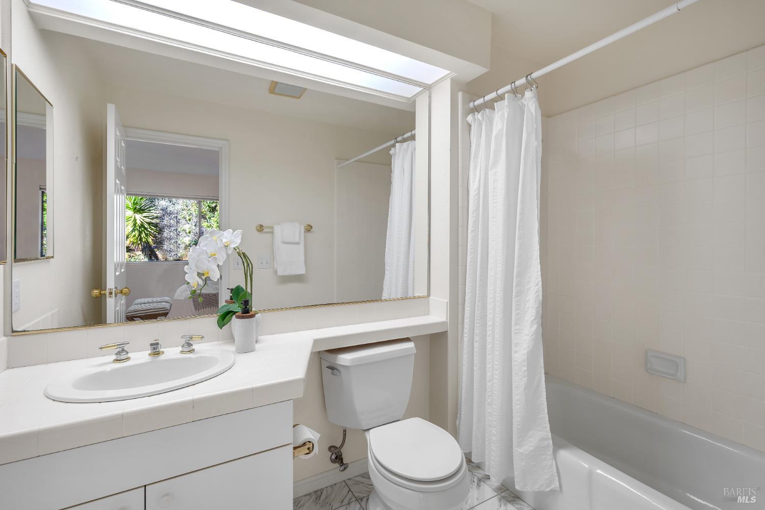 2 Eucalyptus Knoll Street