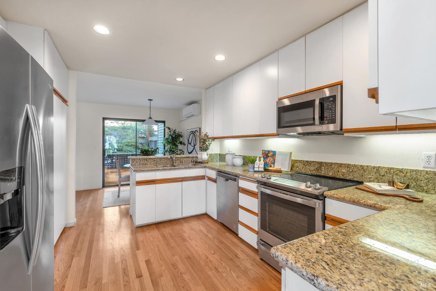 2 Eucalyptus Knoll Street