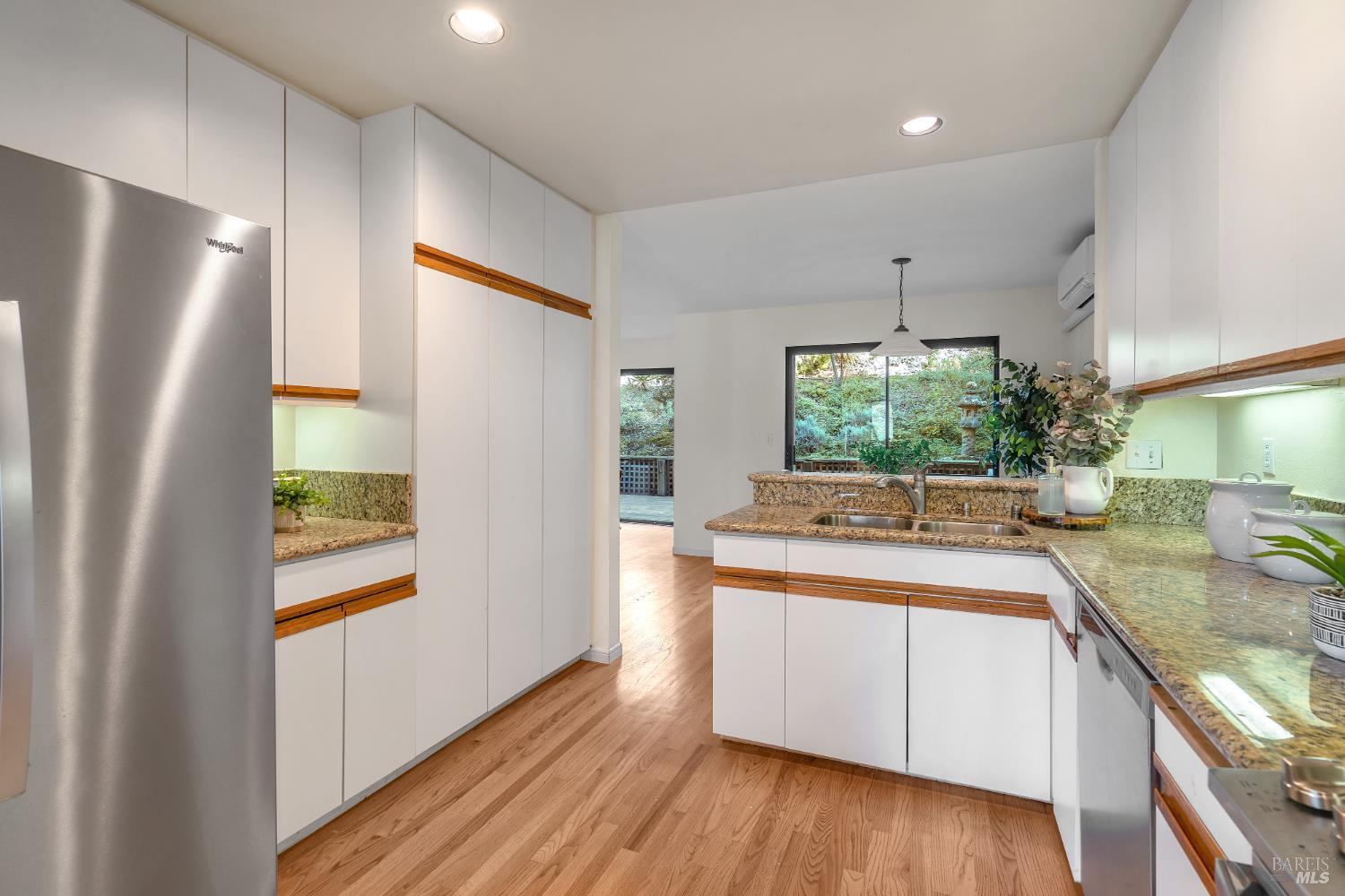 2 Eucalyptus Knoll Street