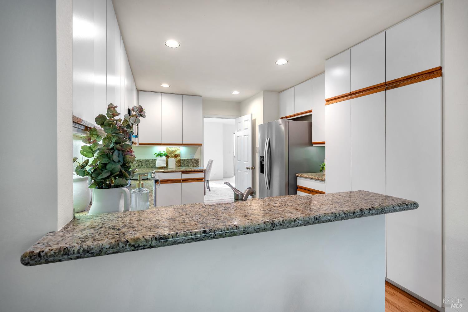 2 Eucalyptus Knoll Street