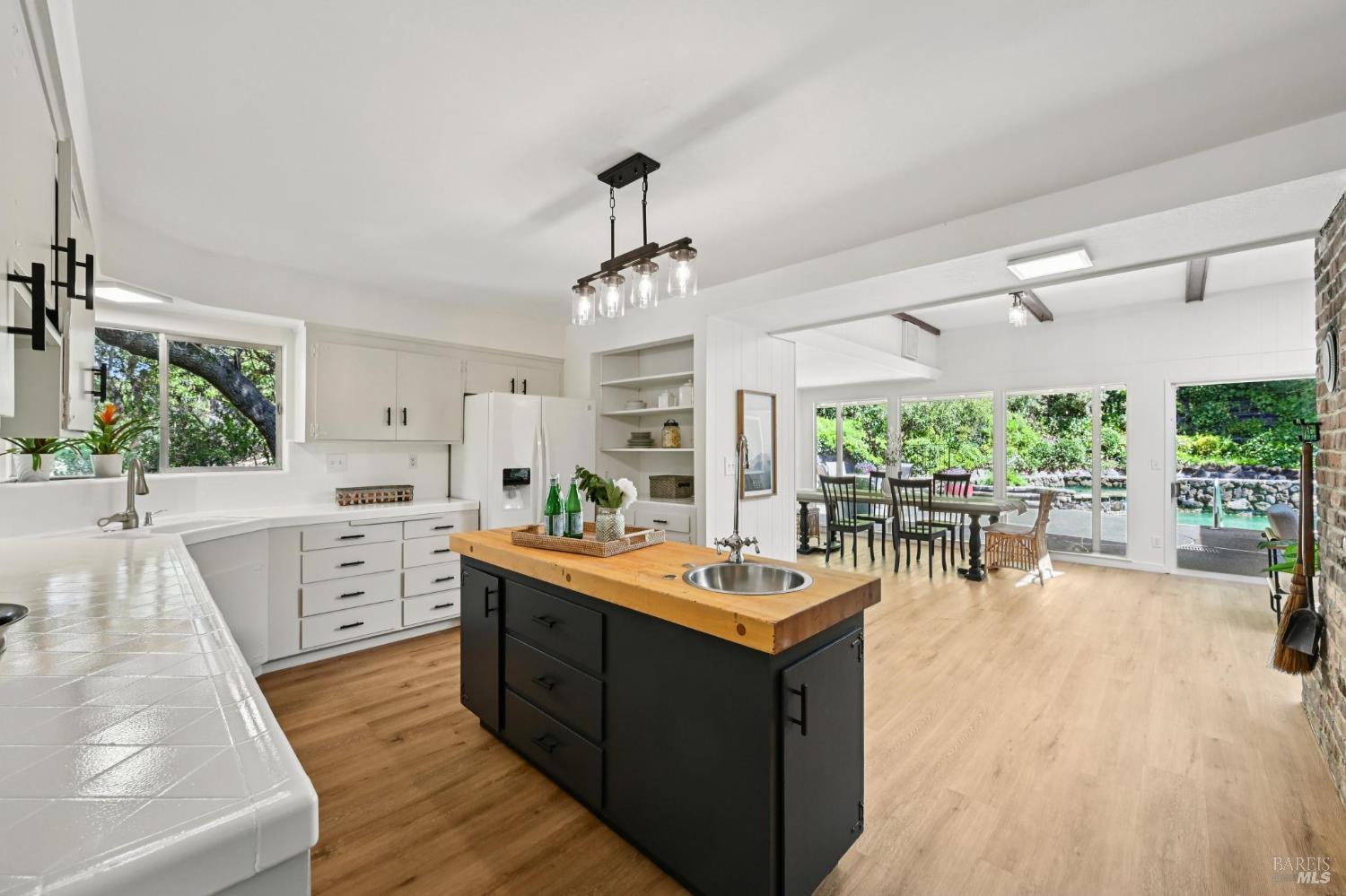 137 Spring Grove Avenue