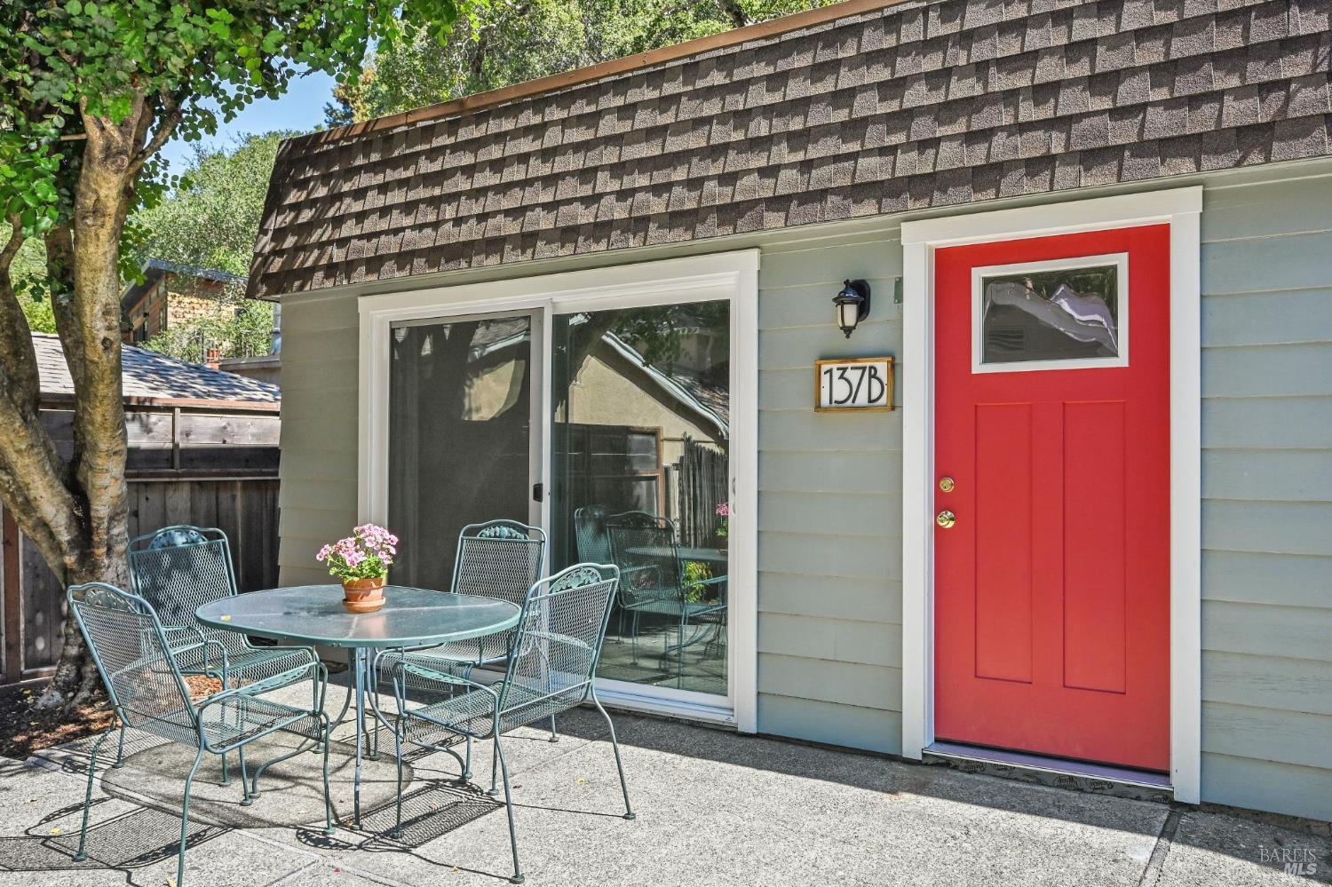 137 Spring Grove Avenue