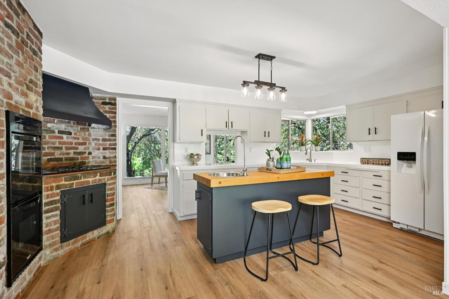 137 Spring Grove Avenue