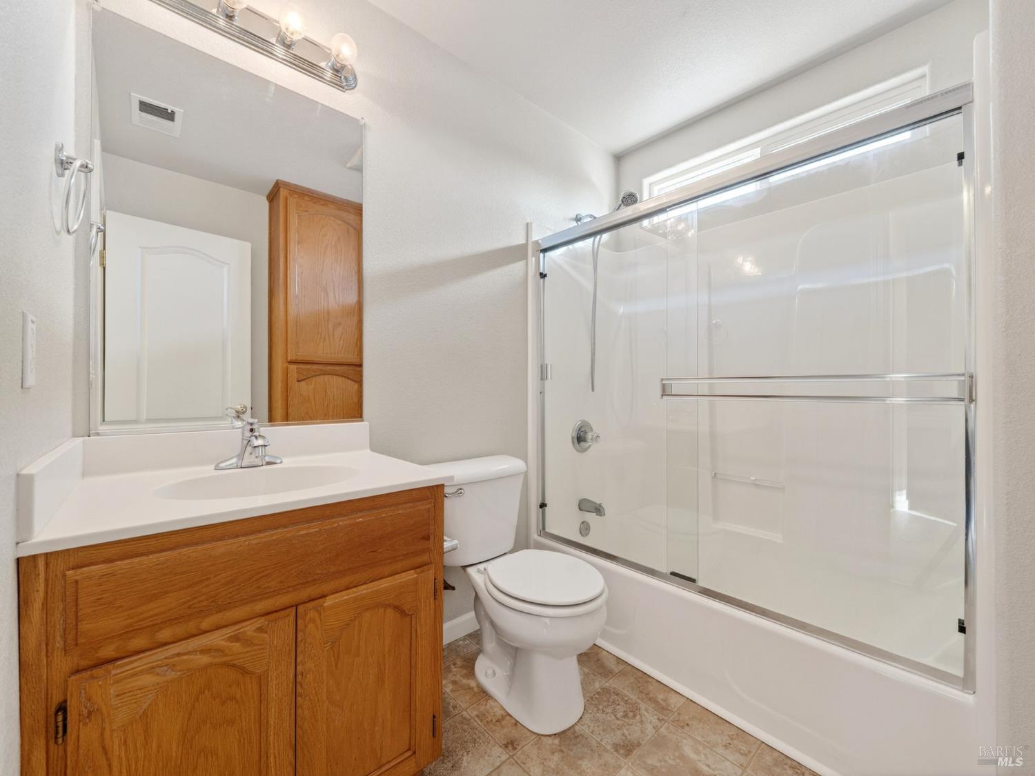 36 W Brookside Drive