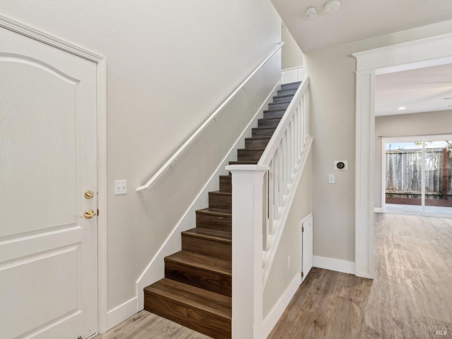 36 W Brookside Drive