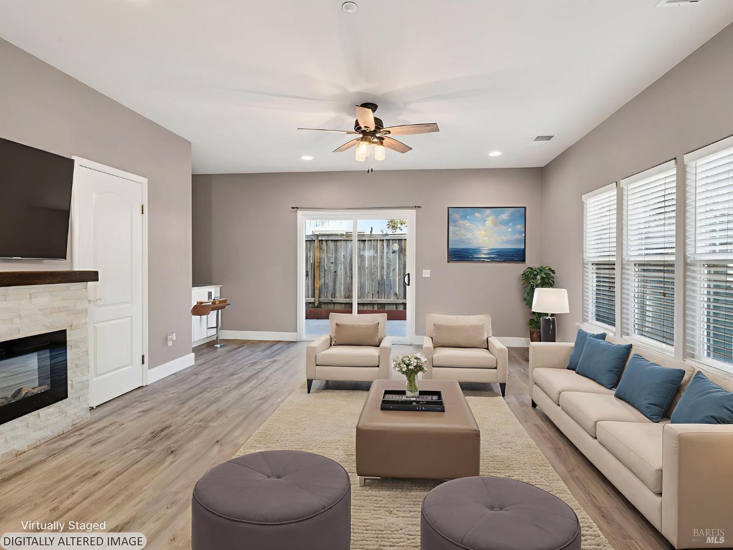 36 W Brookside Drive