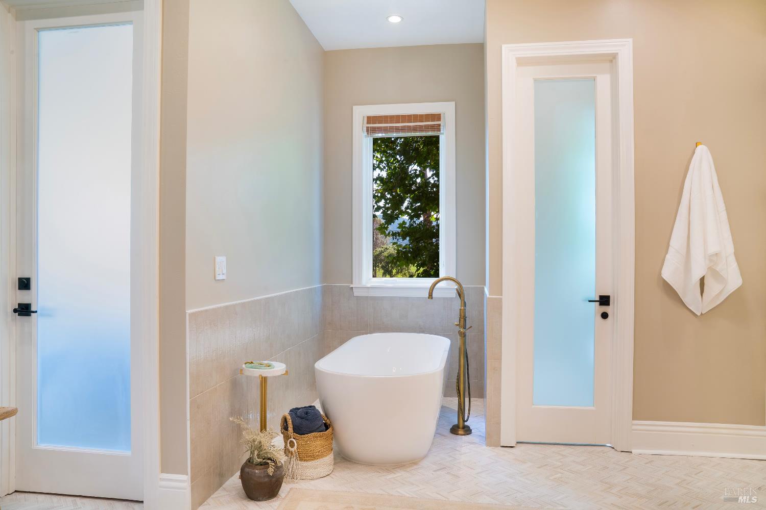 4189 Silverado Trail