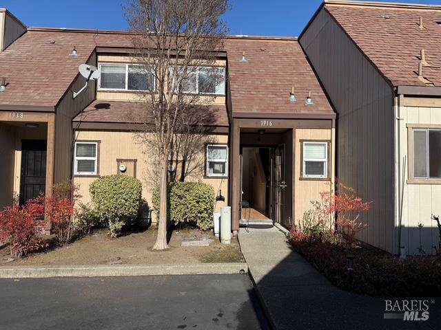 1916 Knolls Drive