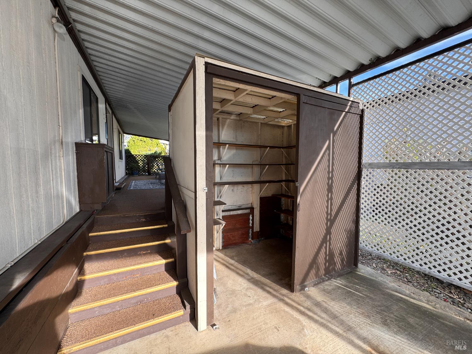 97 Glenoak Court