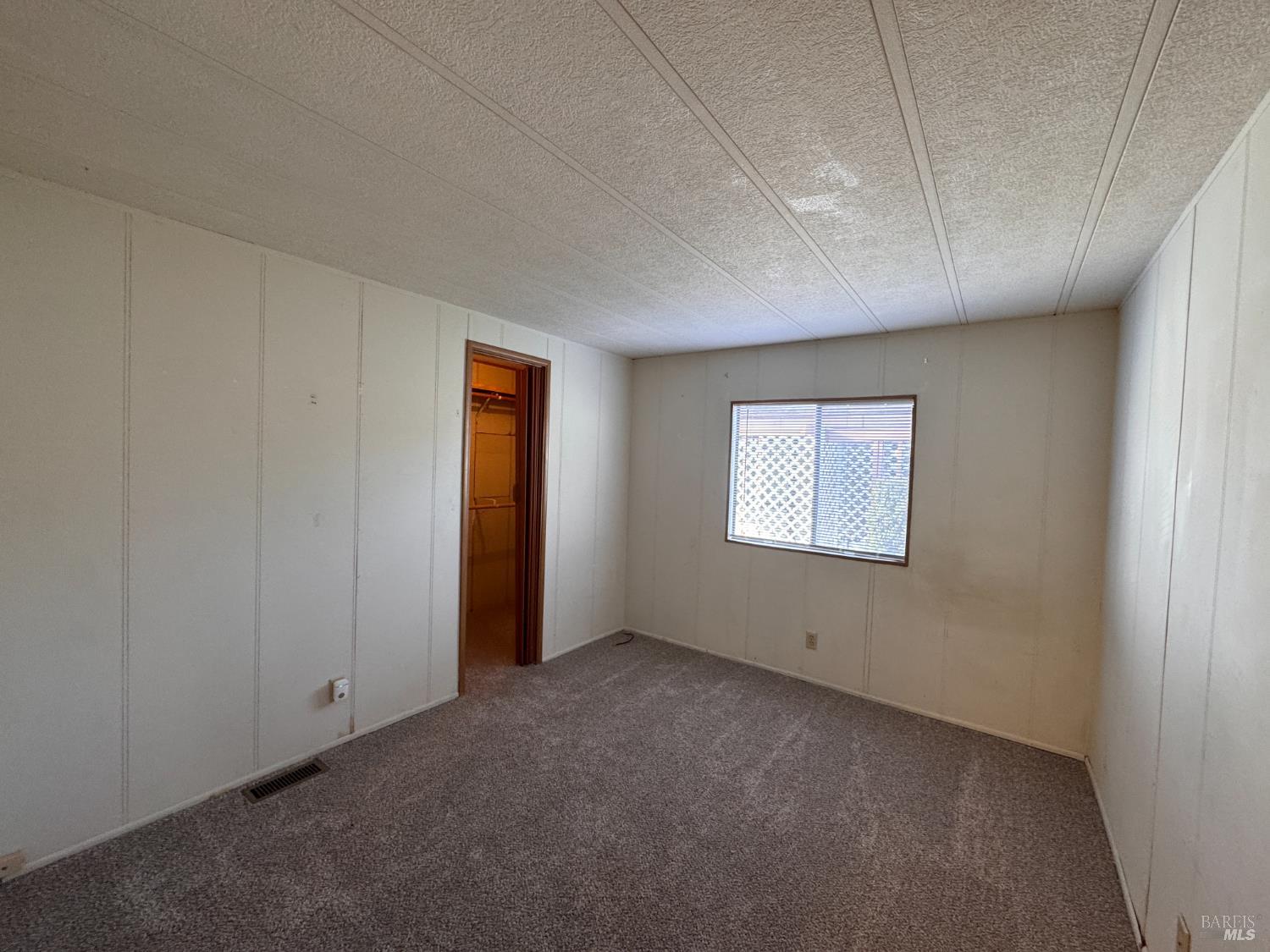 97 Glenoak Court