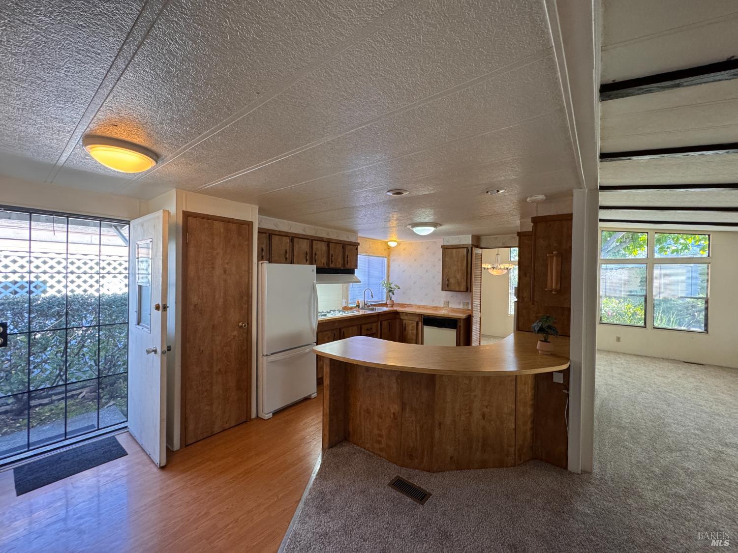 97 Glenoak Court