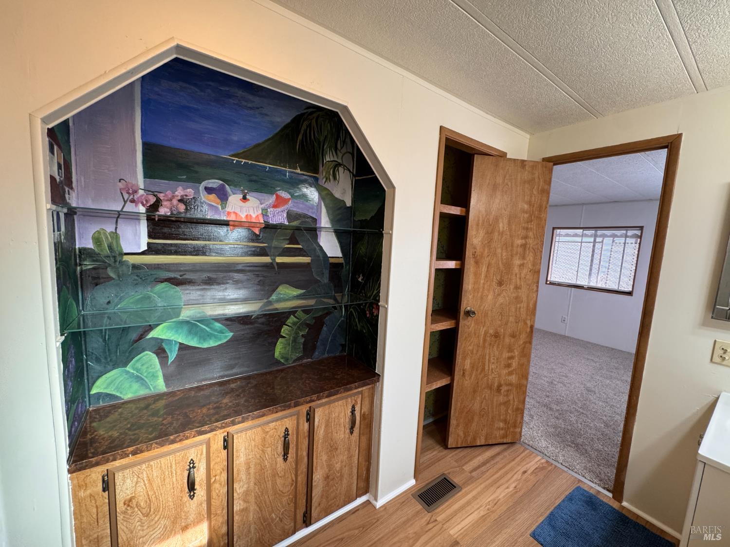 97 Glenoak Court