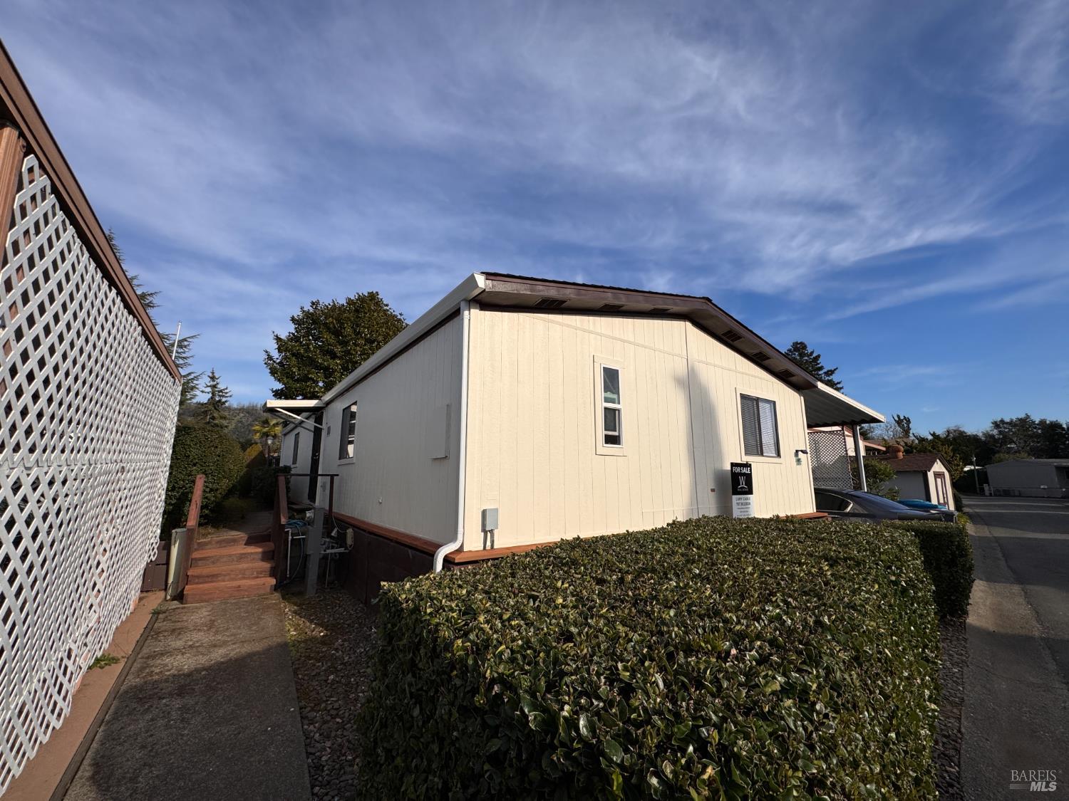 97 Glenoak Court