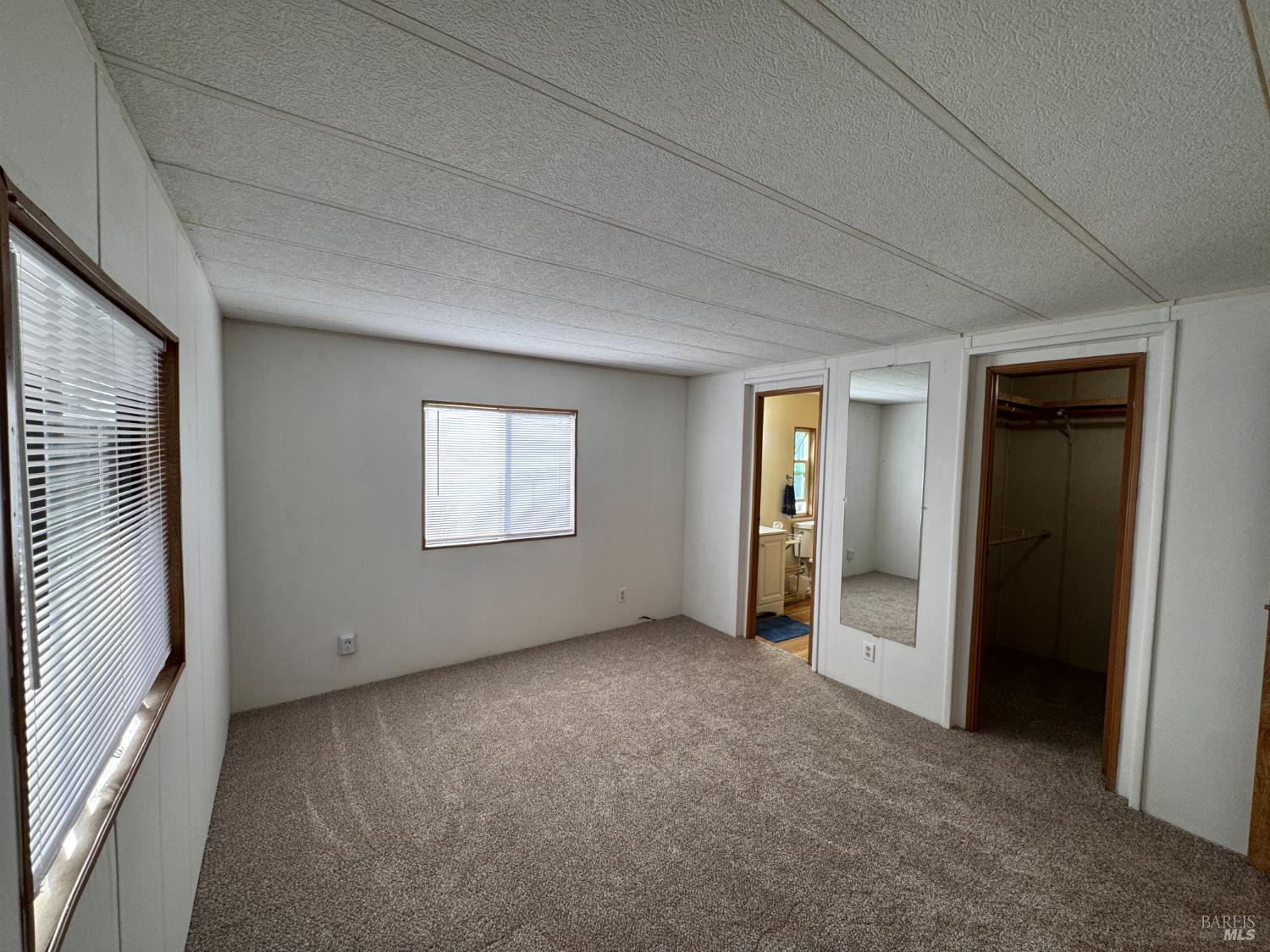 97 Glenoak Court