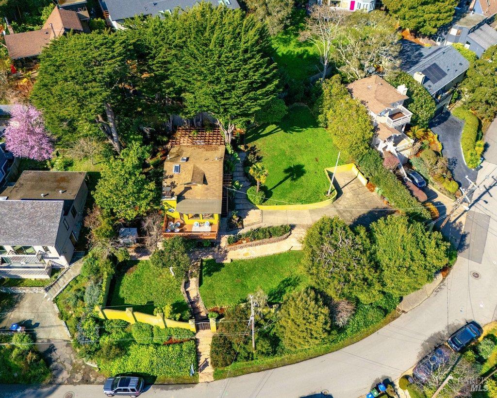 146 Morning Sun Avenue