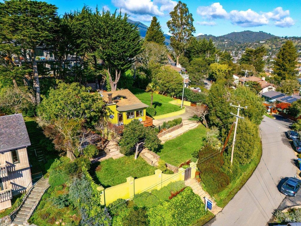 146 Morning Sun Avenue