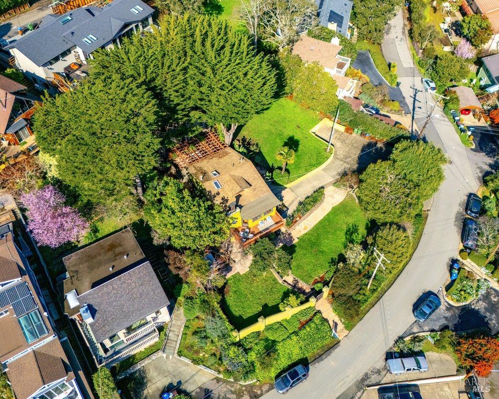 146 Morning Sun Avenue