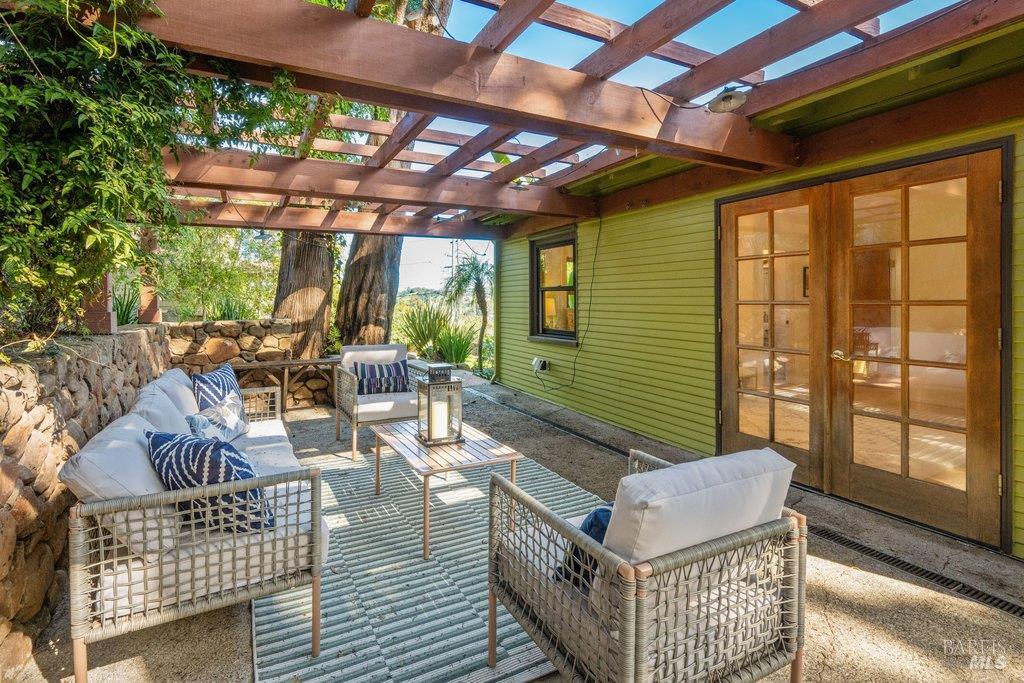 146 Morning Sun Avenue