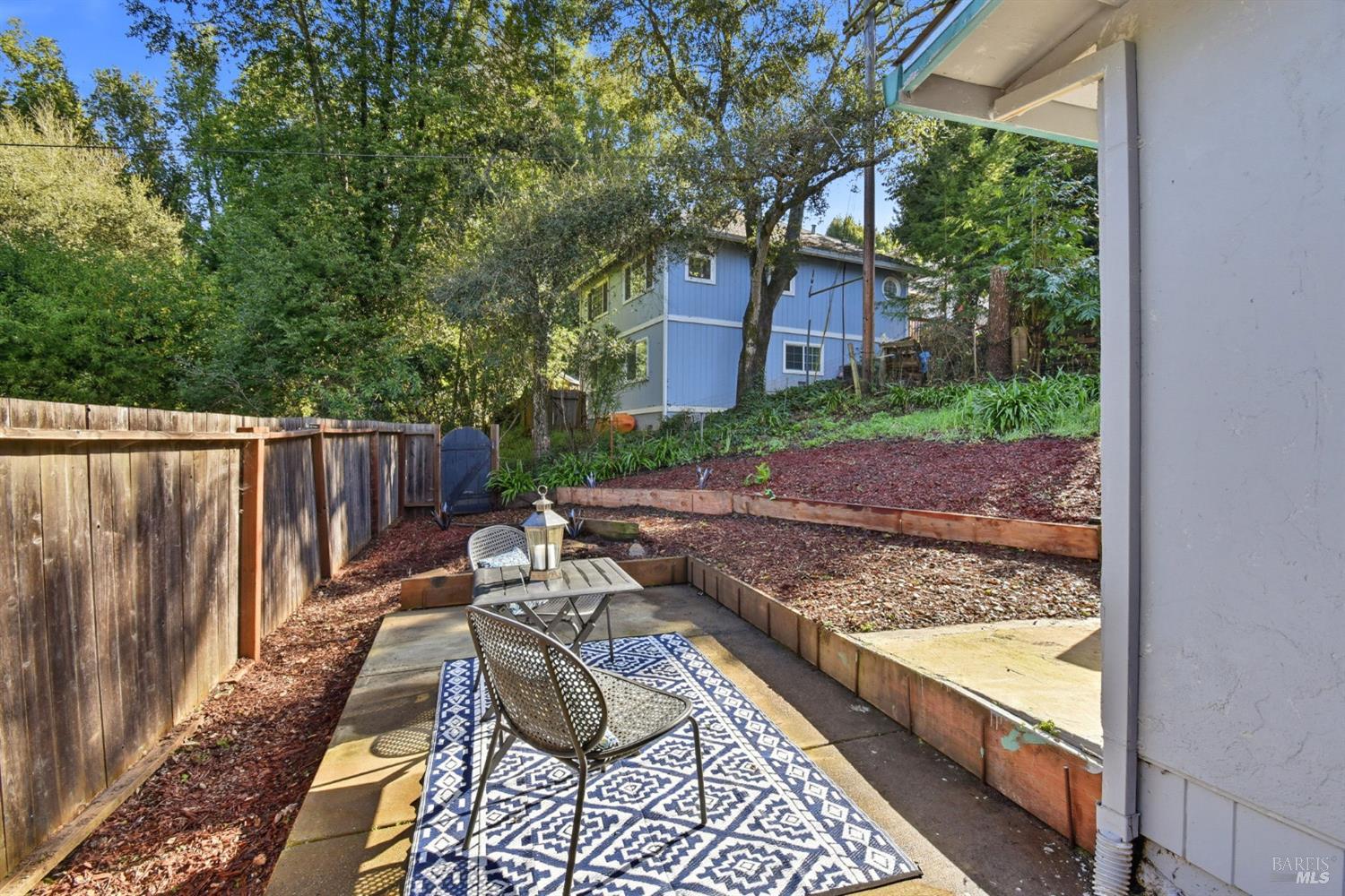 8221 Spring Drive