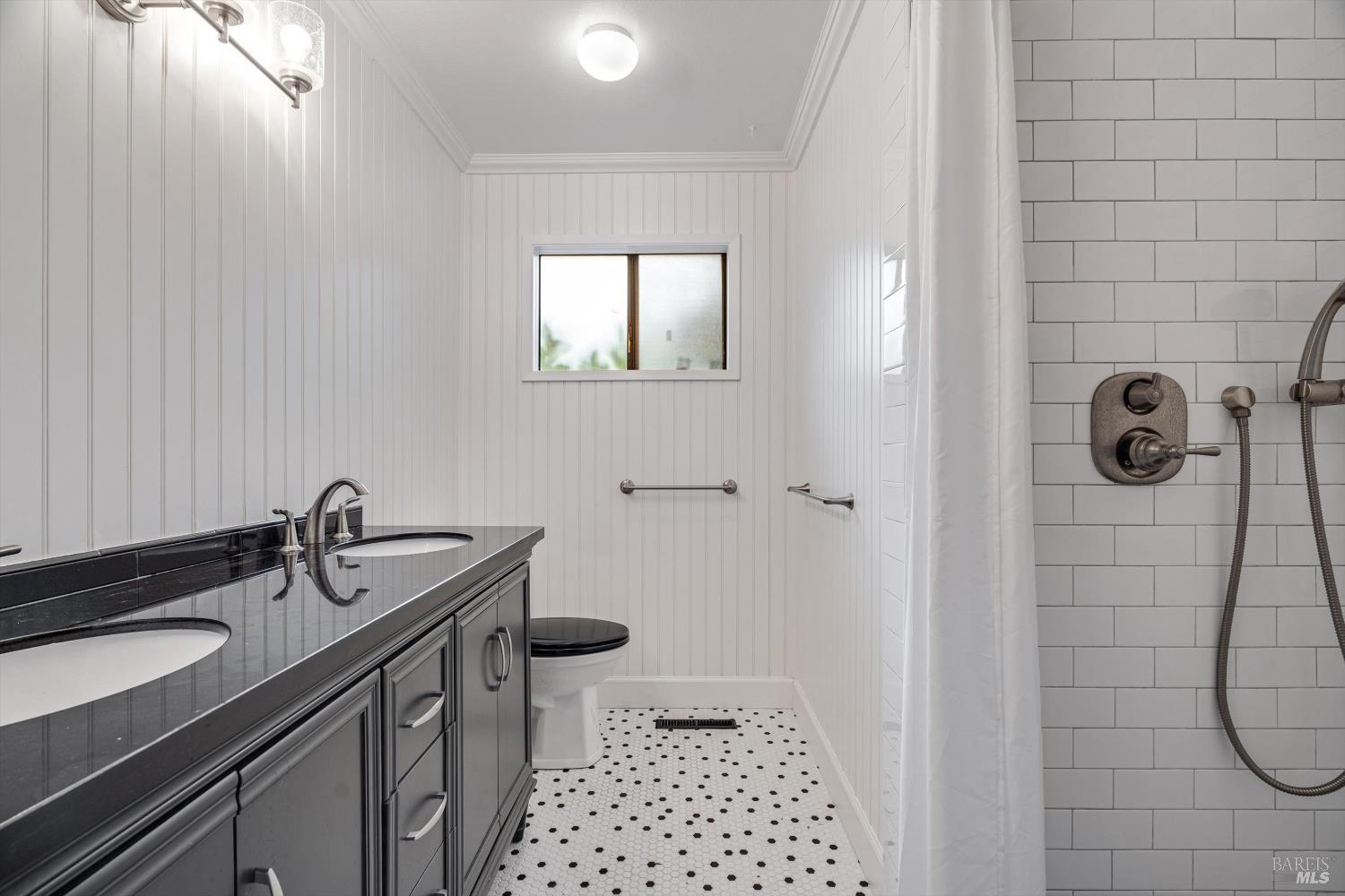 6363 Pond Hollow Road