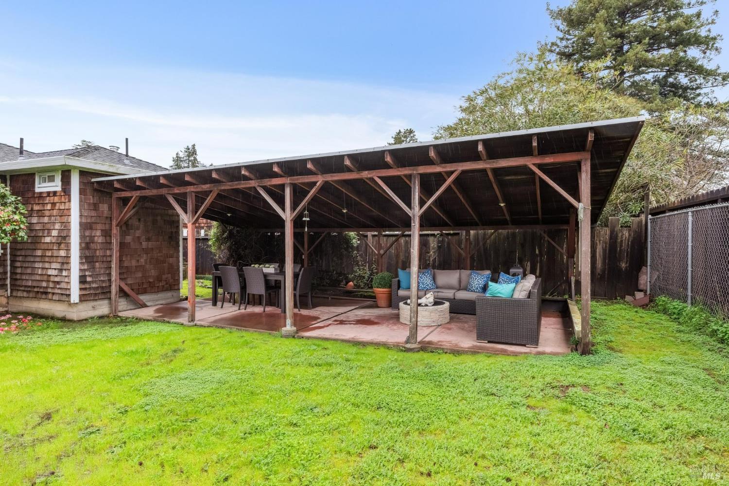 1128 Elm Drive
