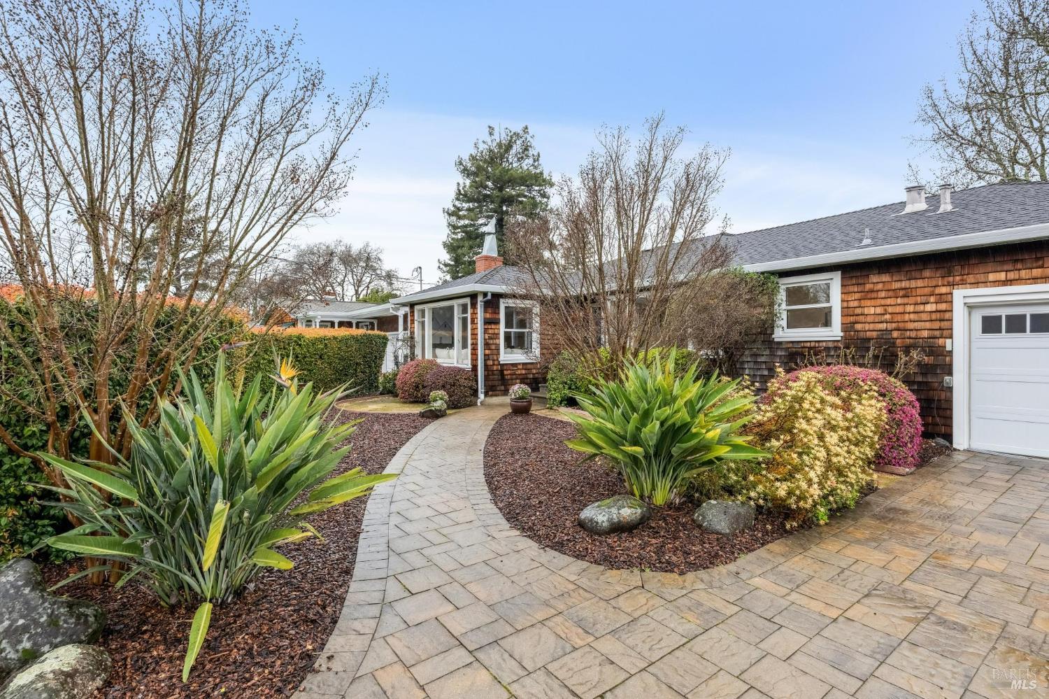 1128 Elm Drive