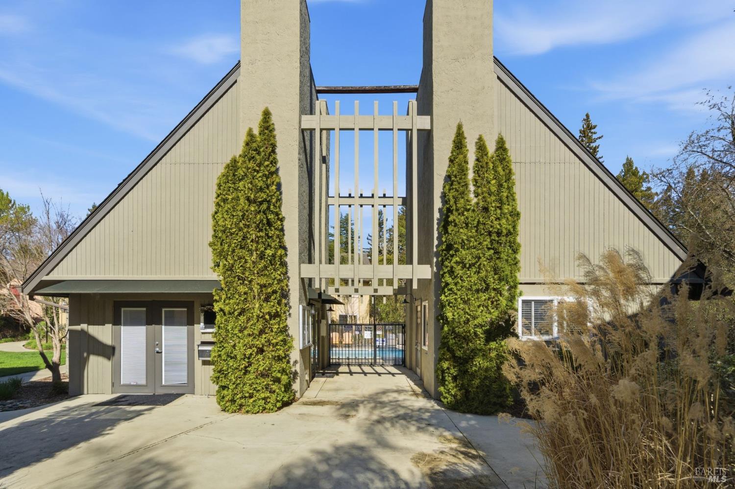 202 Foss Creek Circle # D