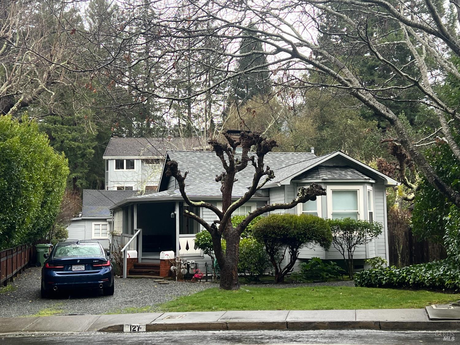 127 Bolinas Avenue