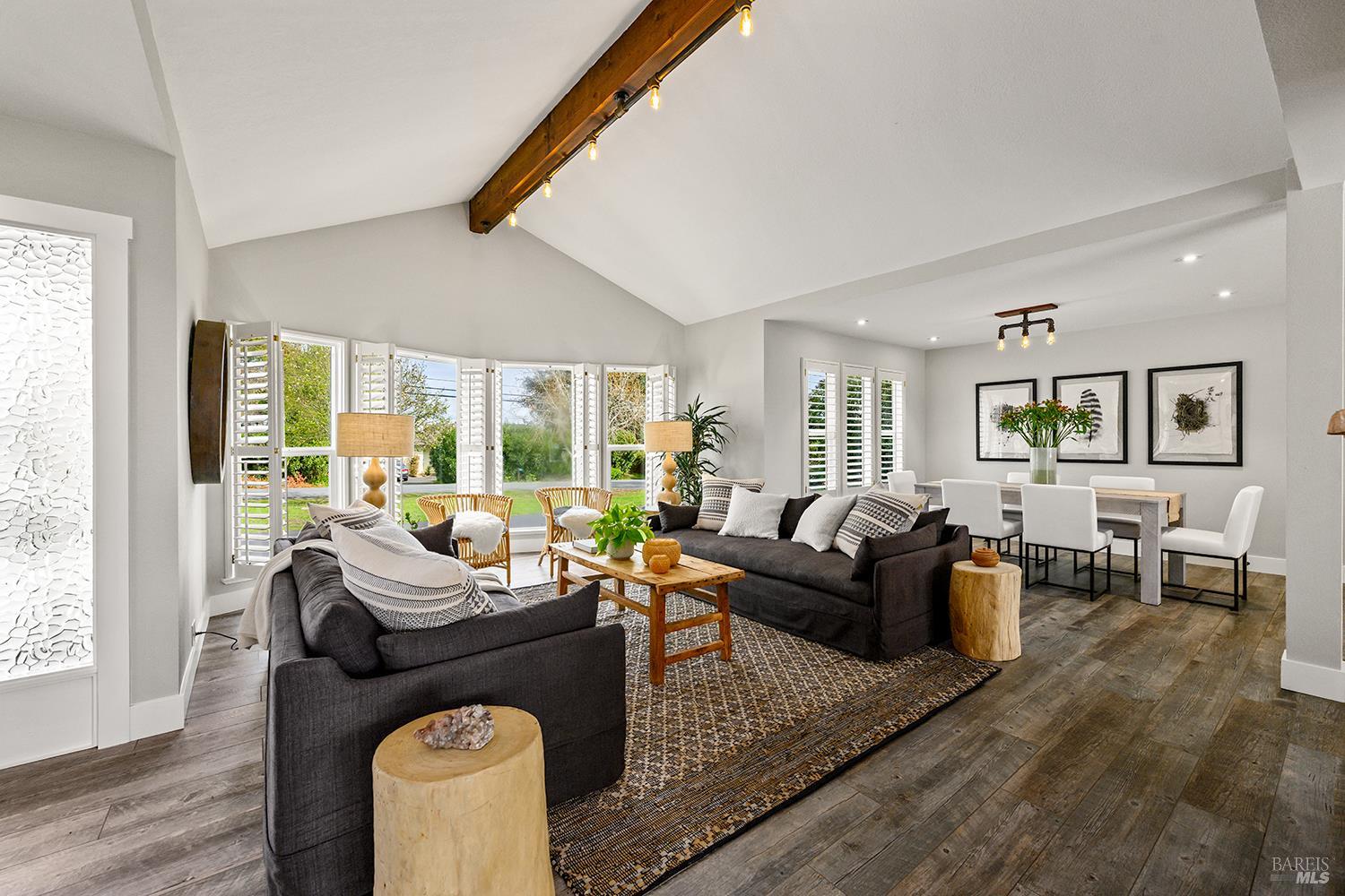 870 Gold Ridge Road