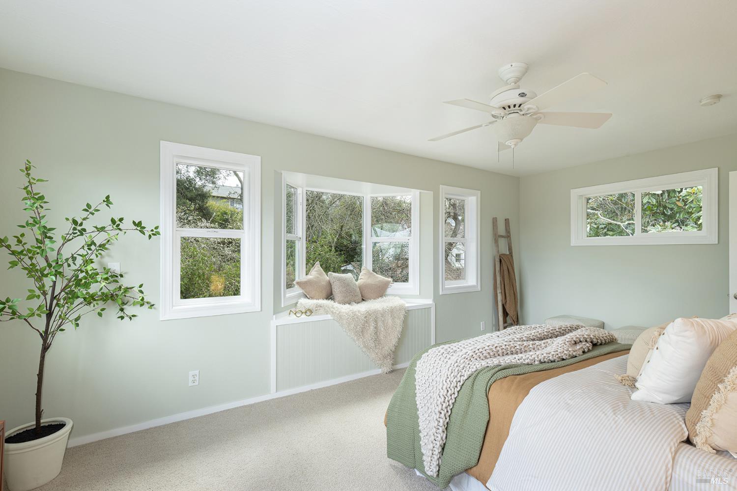 7600 Washington Avenue