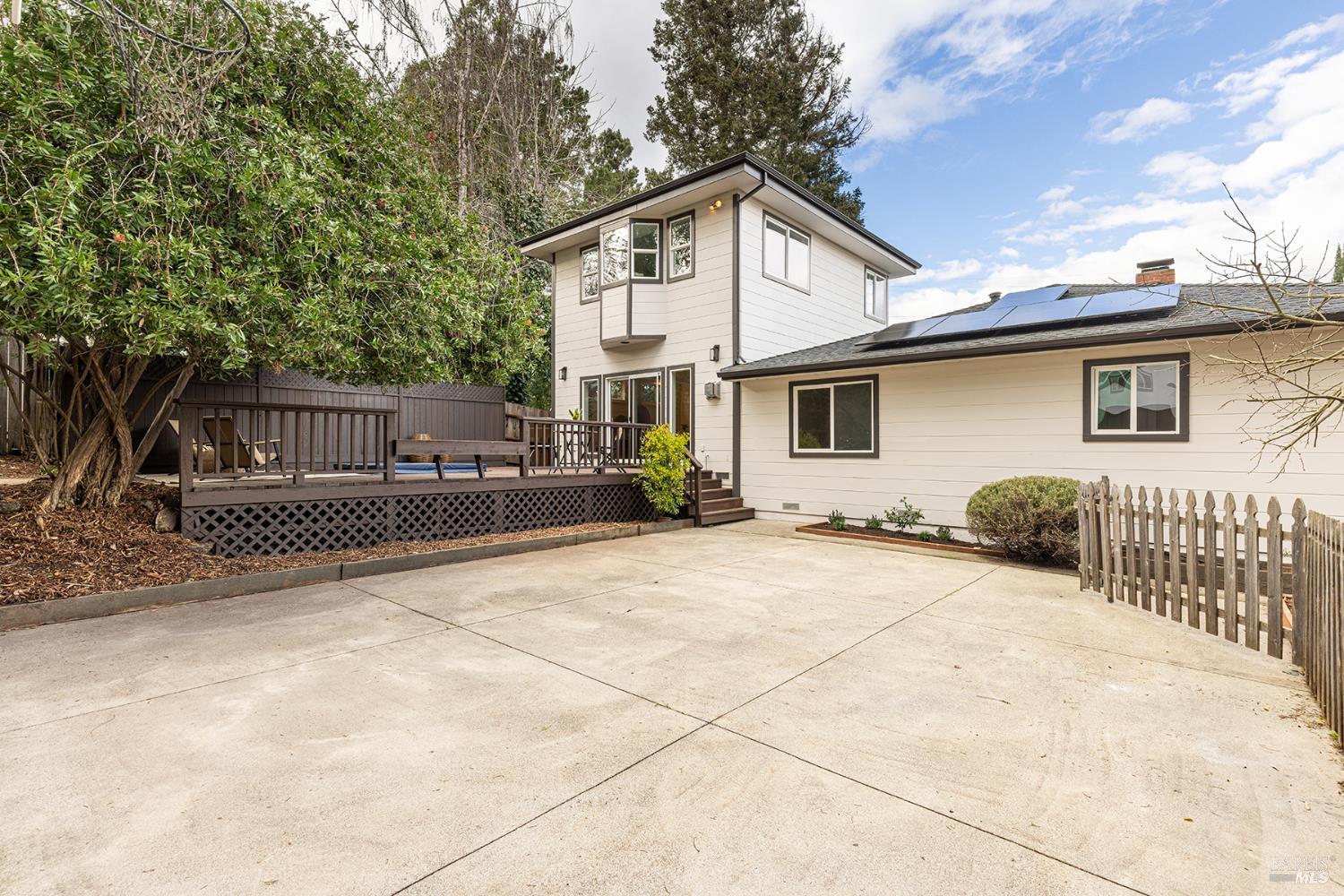 7600 Washington Avenue