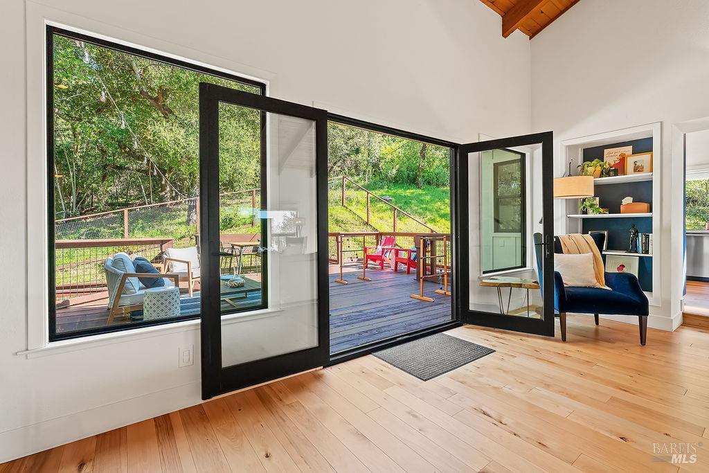 913 Valley View Drive