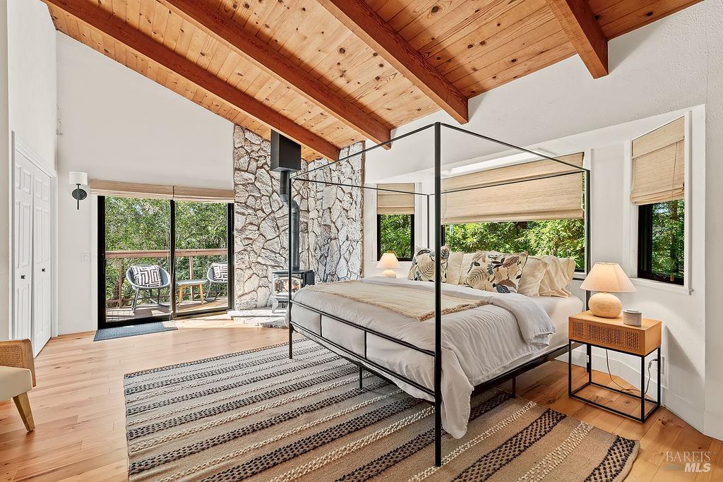 913 Valley View Drive