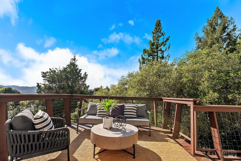 913 Valley View Drive