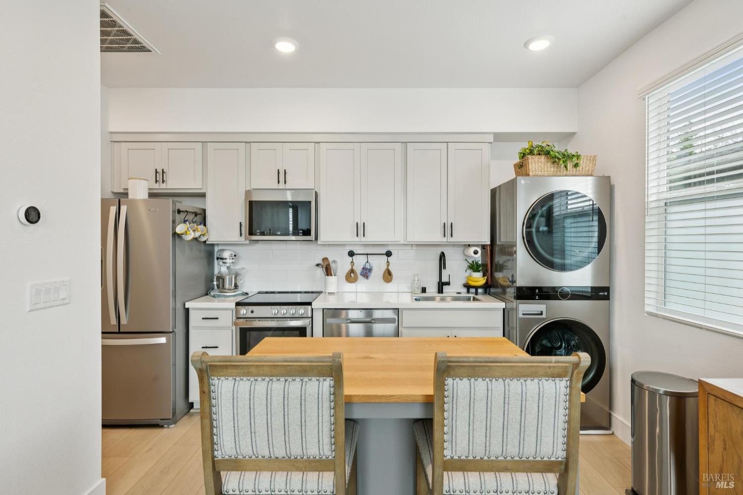 2223 Versaro Drive