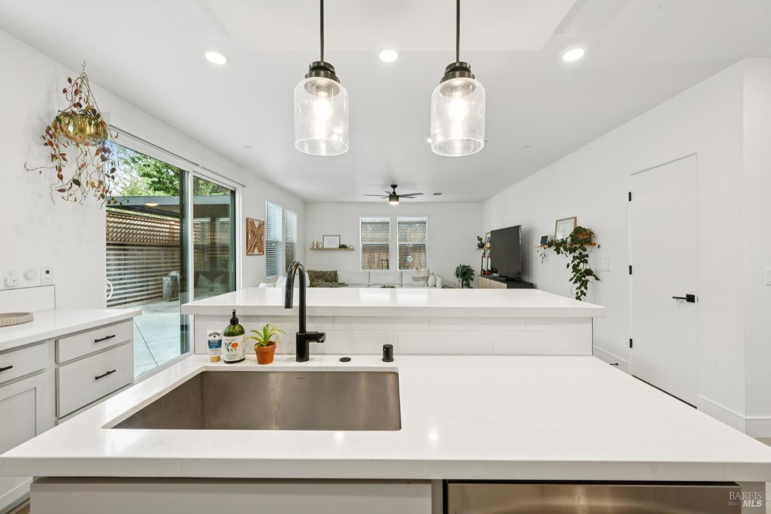 2223 Versaro Drive