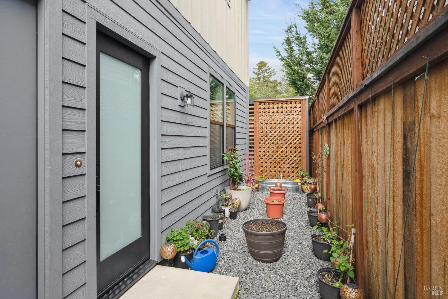 2223 Versaro Drive