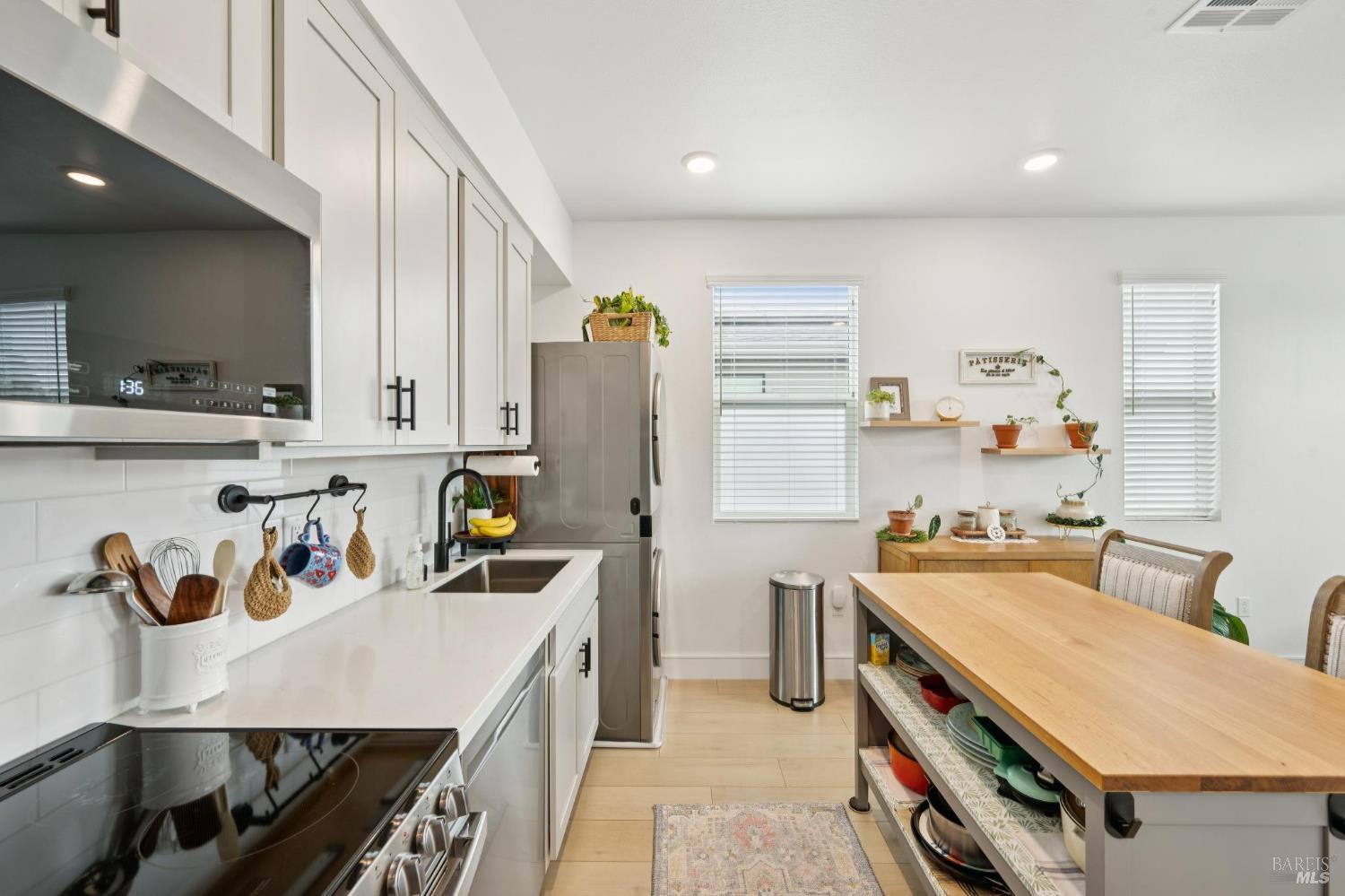 2223 Versaro Drive