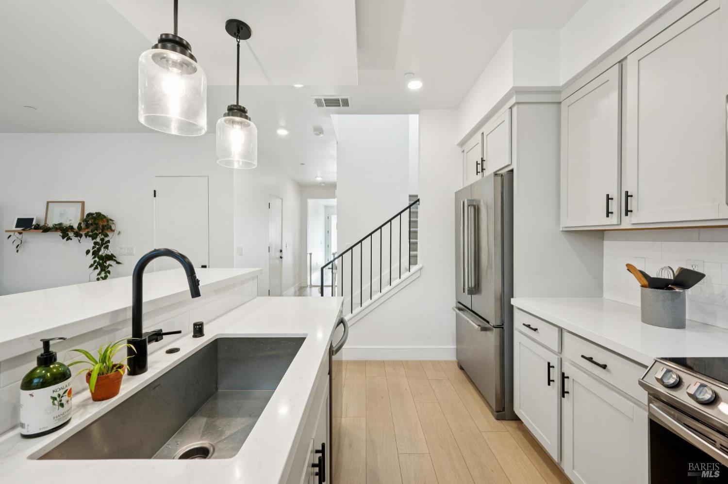 2223 Versaro Drive