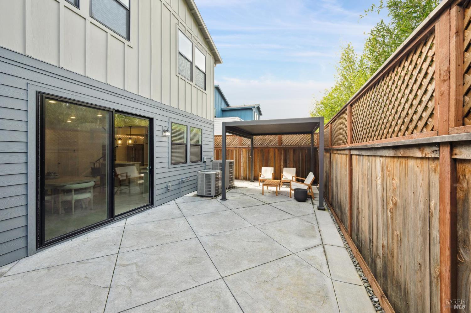 2223 Versaro Drive