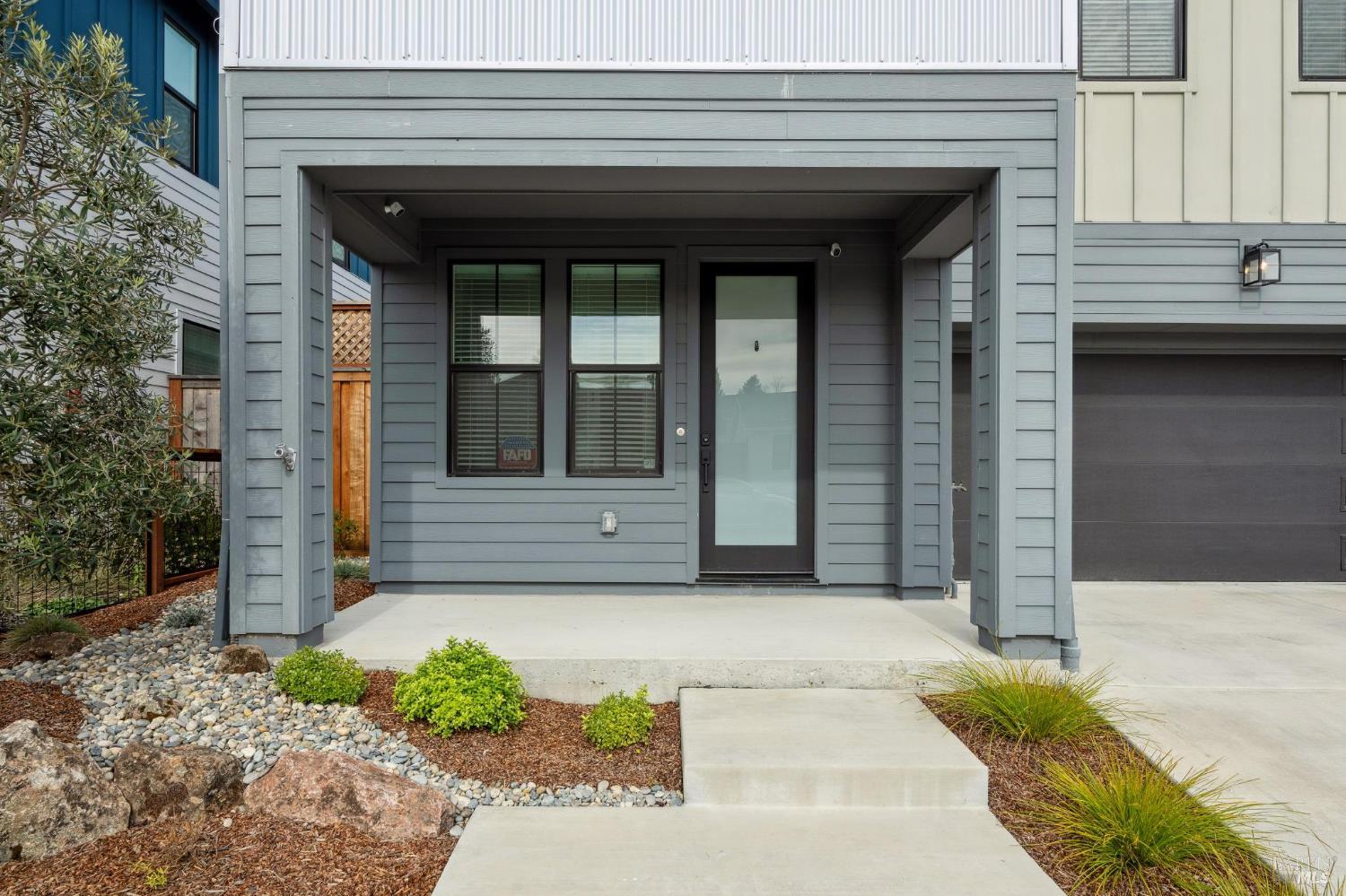 2223 Versaro Drive