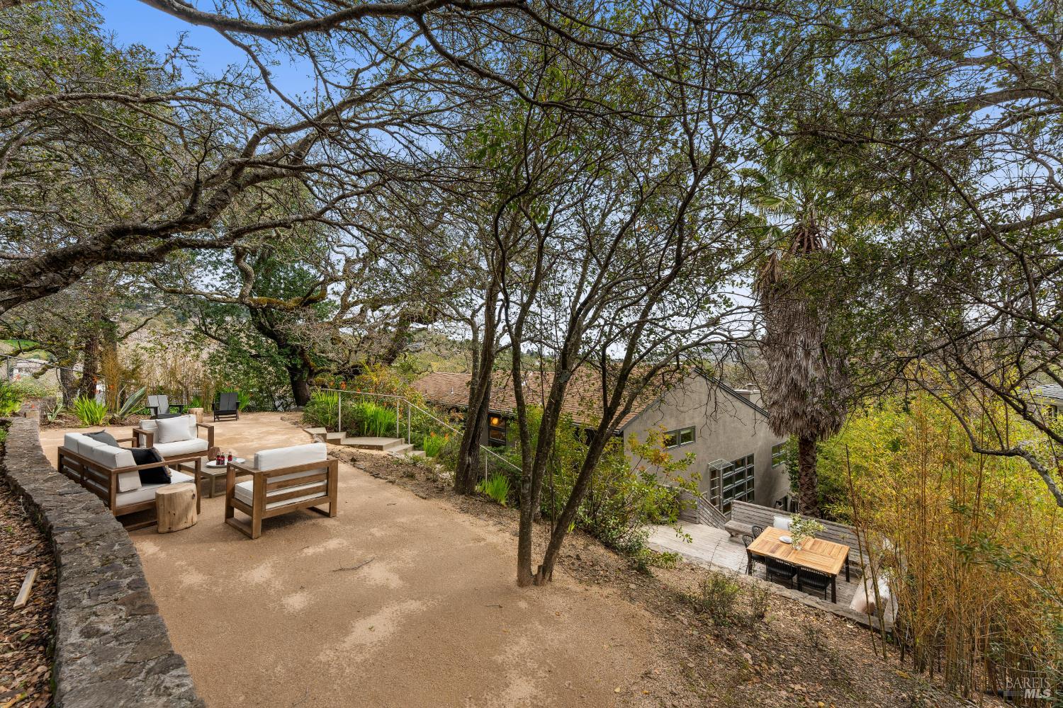 123 Almenar Drive