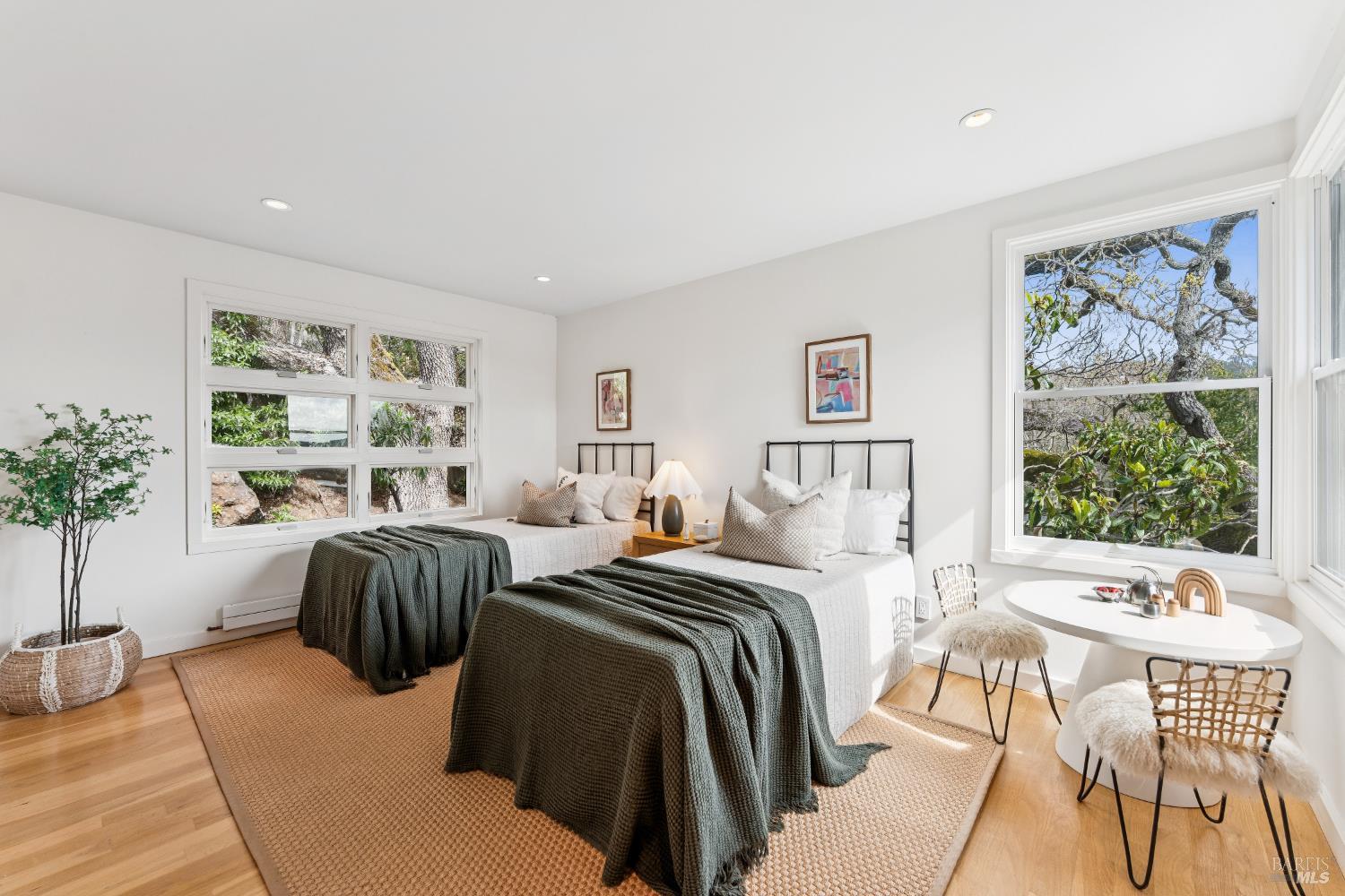 123 Almenar Drive