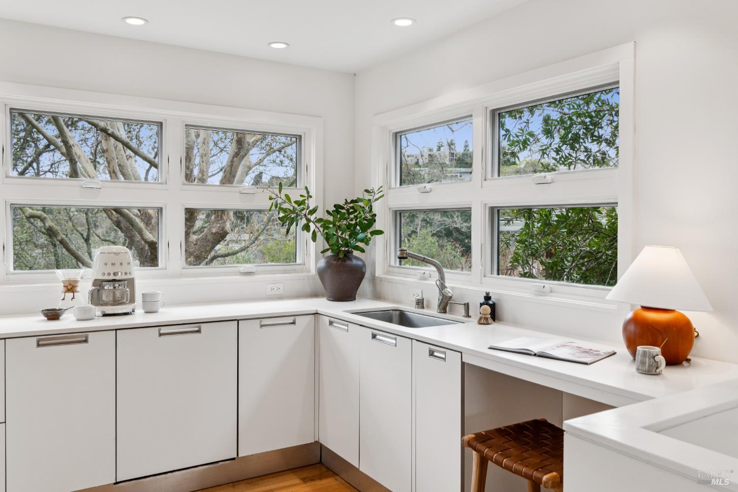123 Almenar Drive