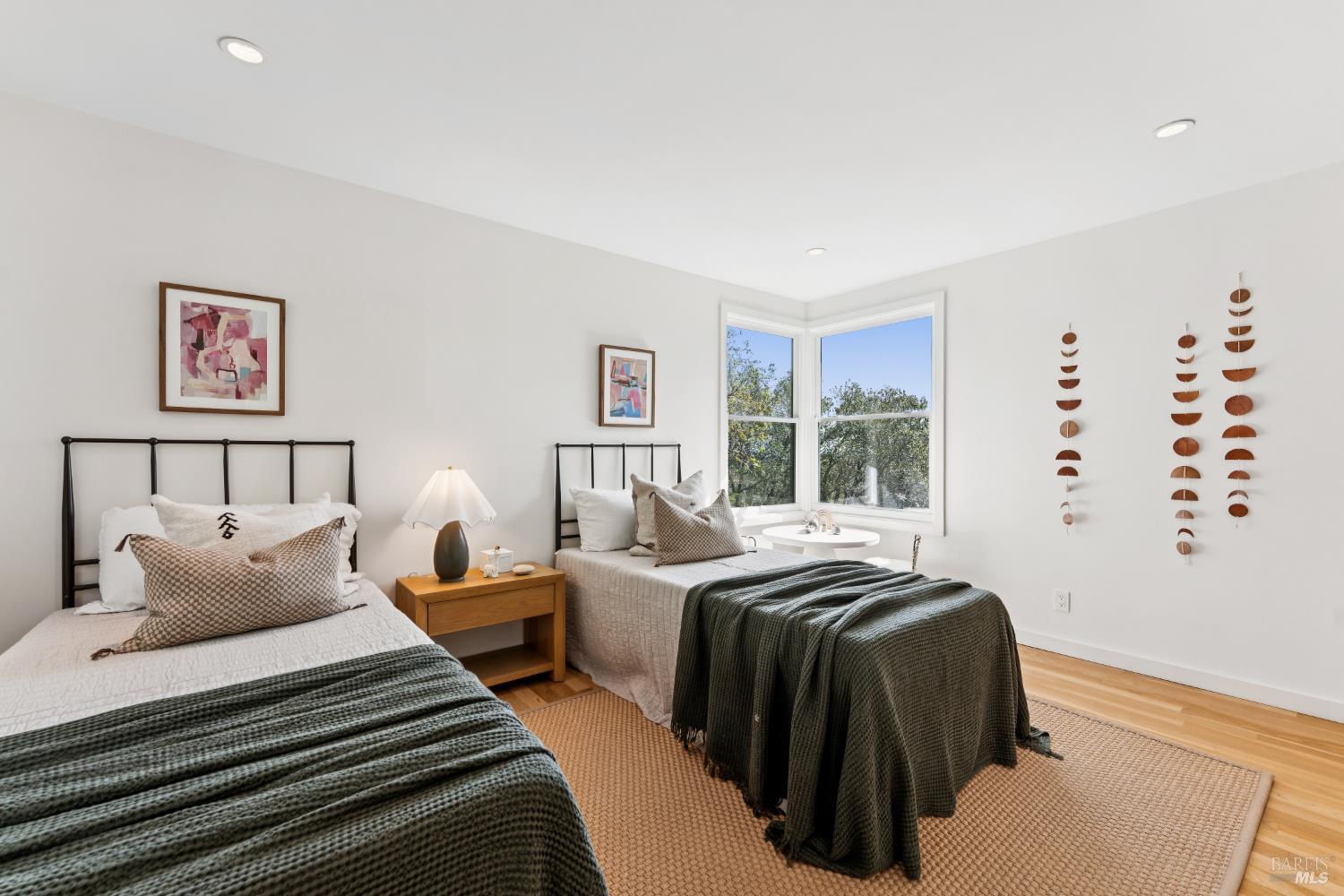 123 Almenar Drive