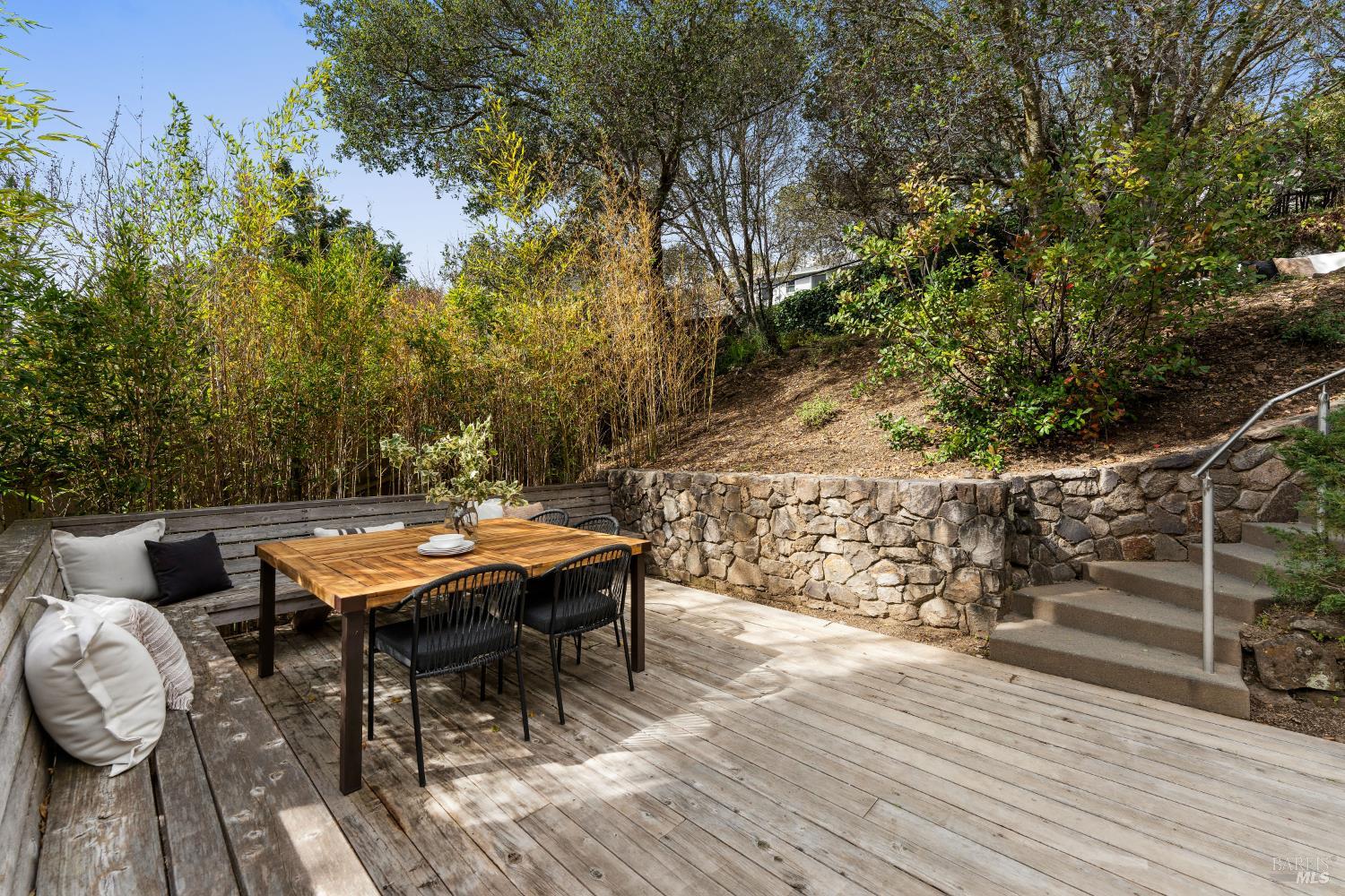 123 Almenar Drive