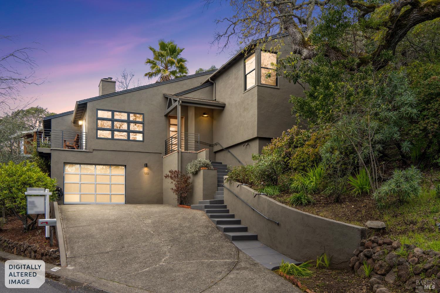 123 Almenar Drive