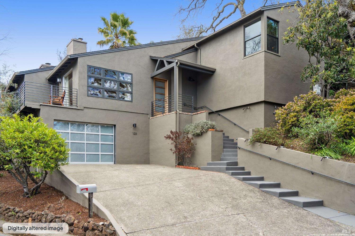 123 Almenar Drive