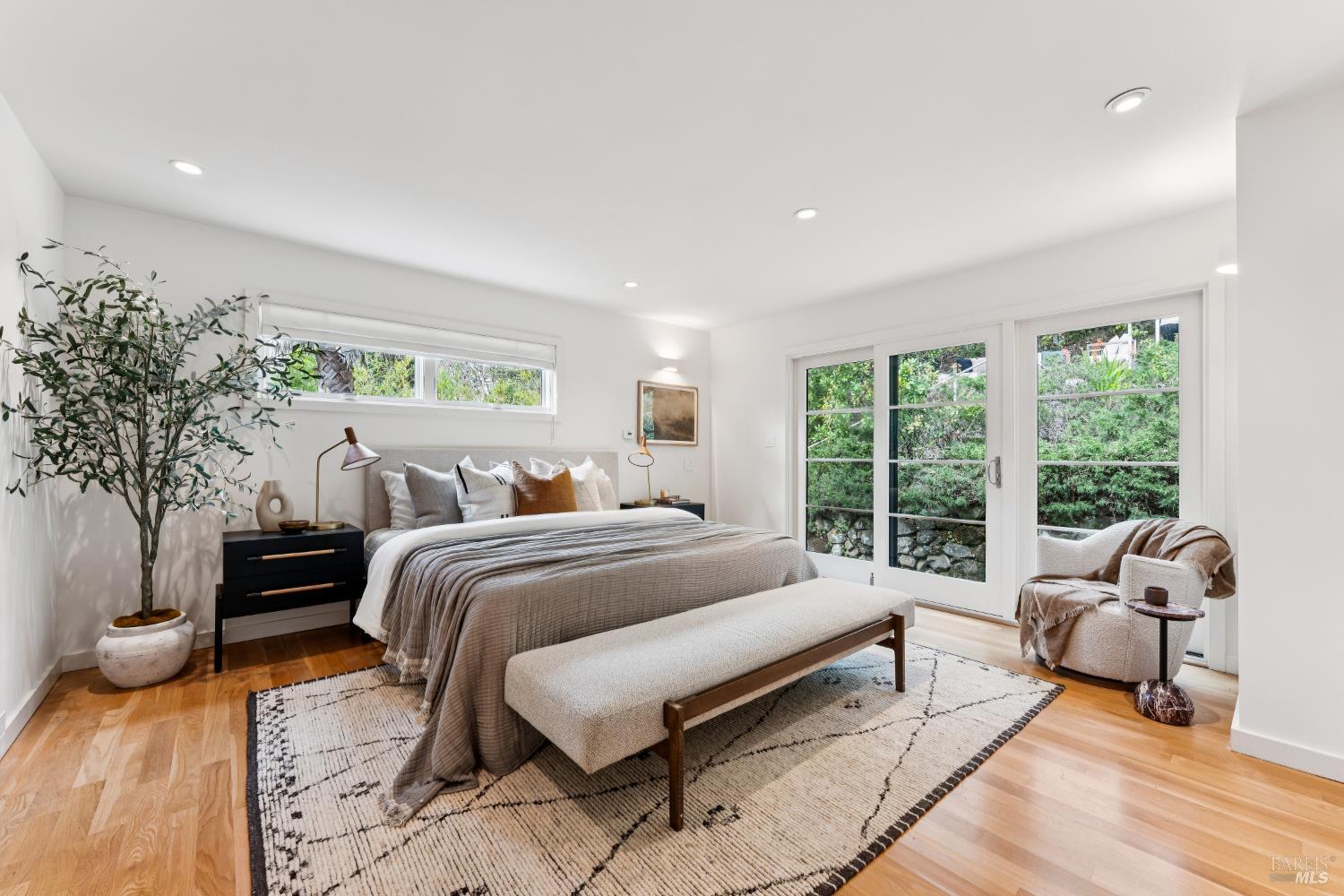 123 Almenar Drive