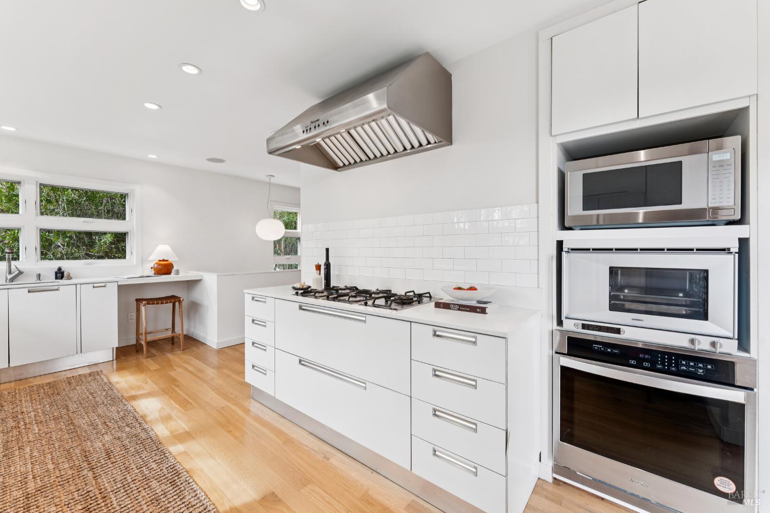 123 Almenar Drive